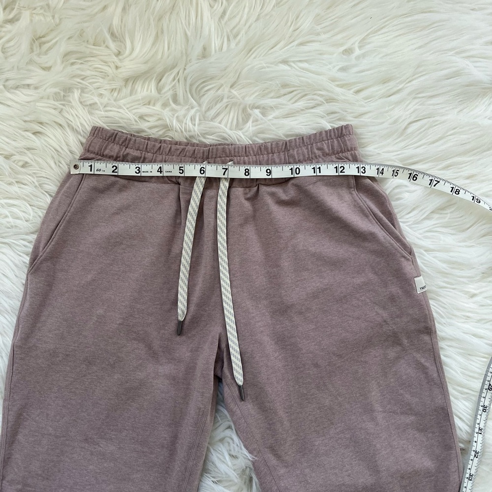 Vuori Performance Jogger in a Dusty Mauve size XS - Picture 8 of 8